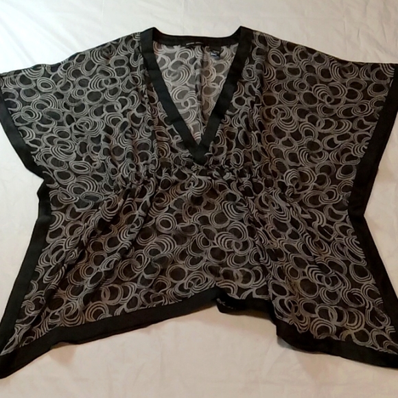 New York & Company Tops - COPY - New York & Company Women's Shirt. Size Small.